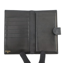 将图像加载到图库查看器中,CHANEL CC Logo Kiss Lock Nagai Cloth BlackA13498 Caviar Leather
