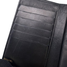 Load image into Gallery viewer, CHANEL CC Logo Kiss Lock Nagai Cloth BlackA13498 Caviar Leather