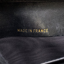 Load image into Gallery viewer, CHANEL CC Logo Kiss Lock Nagai Cloth BlackA13498 Caviar Leather