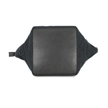 将图像加载到图库查看器中,GUCCI GG Canvas Handbag Black131228 214397 GG Canvas