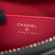 将图像加载到图库查看器中,CHANEL CHANEL19 Matelasse SmallHobo Bag BlackAP3676 Lambskin