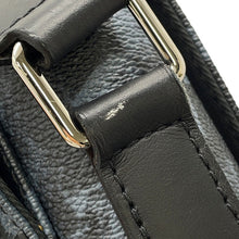 Load image into Gallery viewer, LOUIS VUITTON Trunk Messenger Virgil Abloh NoirM57271 Monogram / pastel Size PM