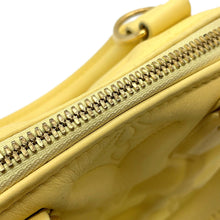 Load image into Gallery viewer, LOUIS VUITTON Alma・Soft bananaM59821 bubble glam Size BB