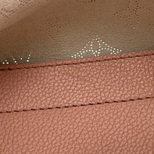 Load image into Gallery viewer, LOUIS VUITTON Hina MagnoliaM54353 Monogram Mahina Size PM