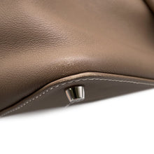 将图像加载到图库查看器中,HERMES ToolBox Etoupe Swift Leather Size 26