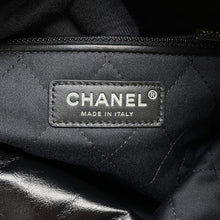 Load image into Gallery viewer, CHANEL CHANEL22 Handbag BlackAS3261 Shiny Calf Leather Size Small
