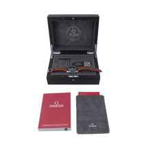 将图像加载到图库查看器中,OMEGA Speedmaster Moonwatch FirstOMEGA InSpace W39.7mm Stainless Steel Leather Black Dial311.32.40.30.01.001