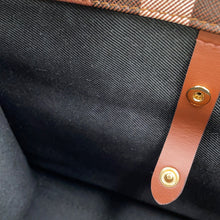 Load image into Gallery viewer, BURBERRY Freya Tote Dark birch Brown8069661 PVC Leather Size Mini