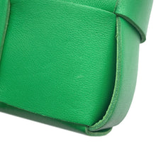 Load image into Gallery viewer, Bottega Veneta Maxi Intrecciato Leather Phone Case Parakeet730541 VCQC4 Leather