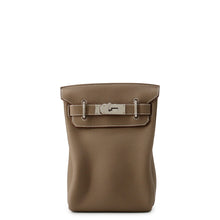 将图像加载到图库查看器中,HERMES Akkad Etoupe Togo Leather Size PM