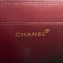 Load image into Gallery viewer, CHANEL Jumbo Matelasse Large CC Logo Chain Shoulder Black Leather