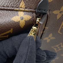 将图像加载到图库查看器中,LOUIS VUITTON Palm Springs Backpack NoirM44873 Monogram Size MINI