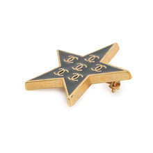 将图像加载到图库查看器中,CHANEL Brooch Star CC Logo Gold Plated Resin