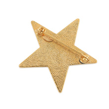 将图像加载到图库查看器中,CHANEL Brooch Star CC Logo Gold Plated Resin
