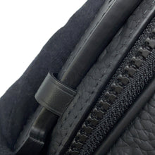 将图像加载到图库查看器中,LOUIS VUITTON SPadlock Messenger NoirM58489 Monogram・Taurillon