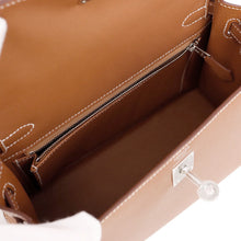 Load image into Gallery viewer, HERMES Kelly Sellier Gold Veau Madame Size 25