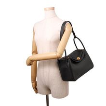 Load image into Gallery viewer, HERMES Lindy Black Taurillon Clemence Size 26