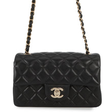 将图像加载到图库查看器中,CHANEL Mini Matelasse ChainShoulder Bag BlackA69900 Y04059 94305 Lambskin Size 20