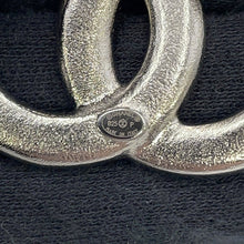 将图像加载到图库查看器中,CHANEL CC Logo BroochABF230-B19947-NAFRM Metal Rhinestone Faux Pearl