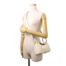 Load image into Gallery viewer, HERMES Lindy claim Taurillon Clemence Size Mini