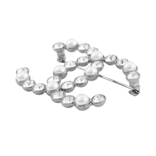 将图像加载到图库查看器中,CHANEL CC Logo Brooch Faux Pearl Light Stone Metal