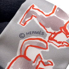 将图像加载到图库查看器中,HERMES Twilly, the Free Horse, Chevaux en Liberte Gris/Rouge/Blanc Silk100%