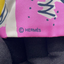 Load image into Gallery viewer, HERMES Twilly Twins EN LIBERTE! Freely! Rose/Blue/Vert Silk100%