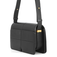 Load image into Gallery viewer, BURBERRY Snip Bag Shoulder Bag Black80889161 Smooth Calf Leather