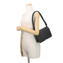 Load image into Gallery viewer, BURBERRY Snip Bag Shoulder Bag Black80889161 Smooth Calf Leather