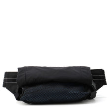 将图像加载到图库查看器中,Bottega Veneta Mesh Waist Bag Black/Blue574353 Nylon