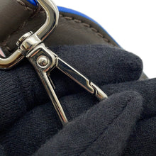 将图像加载到图库查看器中,FENDI Strap you Gray/Multicolor Leather