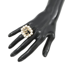 Load image into Gallery viewer, GUCCI Double G Logo Ring Size XS Gold Plated Faux Pearl
