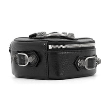 将图像加载到图库查看器中,BALENCIAGA Lucagol Heart Pouch Black7716741VG9Y1000 Leather