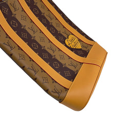 将图像加载到图库查看器中,LOUIS VUITTON Randonnee Messenger NIGOCollaboration BrownM45968 Monogram stripe
