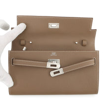 将图像加载到图库查看器中,HERMES Kelly wallet long to go Etoupe Epsom