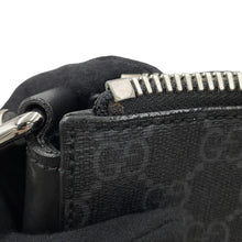 将图像加载到图库查看器中,GUCCI GG Supreme messenger bag Black474137 GG Supreme