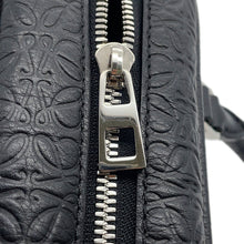 Load image into Gallery viewer, LOEWE Repeat Anagram Amazona Black301.55.L01 Leather Size Small
