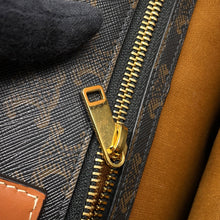 Load image into Gallery viewer, CELINE Vertical Cabas 2WAY Bag Tan191542 PVC Leather Size Small