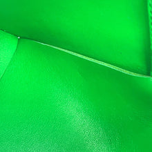 Load image into Gallery viewer, Bottega Veneta Maxi INTRECCIATO Shoulder Pouch Parakeet666693 Leather