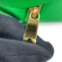Load image into Gallery viewer, Bottega Veneta Maxi INTRECCIATO Shoulder Pouch Parakeet666693 Leather