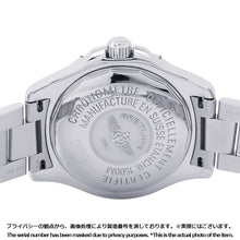 Load image into Gallery viewer, BREITLING Superocean W42mm Stainless Steel Black DialA17360