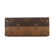 将图像加载到图库查看器中,LOUIS VUITTON Onthego RedM45321 Monogram Monogram Reverse Canvas Monogram Giant Size MM