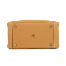 Load image into Gallery viewer, HERMES Lindy Natural Sable Taurillon Clemence Size 26