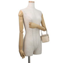 Load image into Gallery viewer, Maison Margiela Maison Margiela 4-Stitch Cube Bag BeigeSA2VL0012P6799T2019 Leather Size Mini