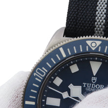 Load image into Gallery viewer, TUDOR Pelagos FXD W42mm TI Fabric Navy Blue Dial25707B/23