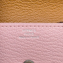 Load image into Gallery viewer, HERMES Le Van Quatre Verso Rose Sakura/Caramel Chevre Myzore Goatskin