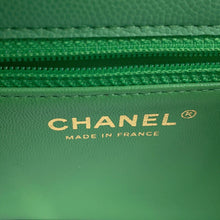 将图像加载到图库查看器中,CHANEL Matelasse ChainShoulder Bag GreenAS2356 Caviar Leather