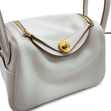 将图像加载到图库查看器中,HERMES Lindy Verso Gris Perle/Gris Meyer Swift Leather Size Mini