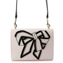 将图像加载到图库查看器中,Ferragamo Ribbon Pattern Flap Shoulder Bag Light Pink/Black21G906 Leather