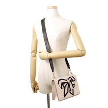 将图像加载到图库查看器中,Ferragamo Ribbon Pattern Flap Shoulder Bag Light Pink/Black21G906 Leather